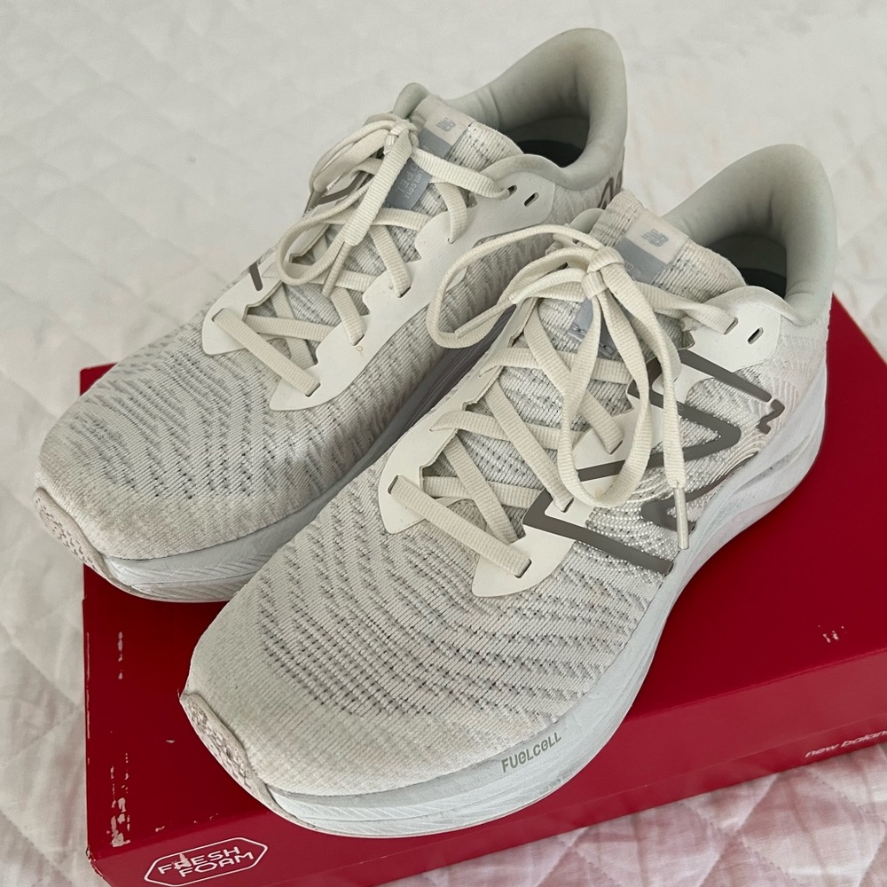 Women's Cream New Balance Running Shoes